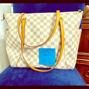 Louis Vuitton Totally Azur MM